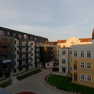 Апартаменты Apple, Познань